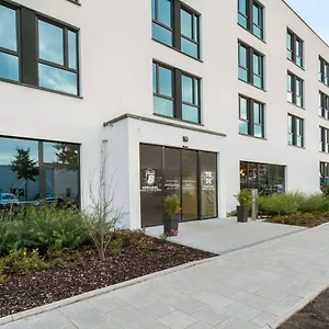 Super 8 By Wyndham North Ξενοδοχείο Μόναχο